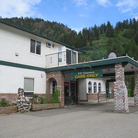 Chase Country Inn Exteriör bild