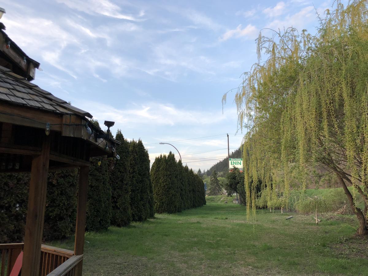 Chase Country Inn Exteriör bild
